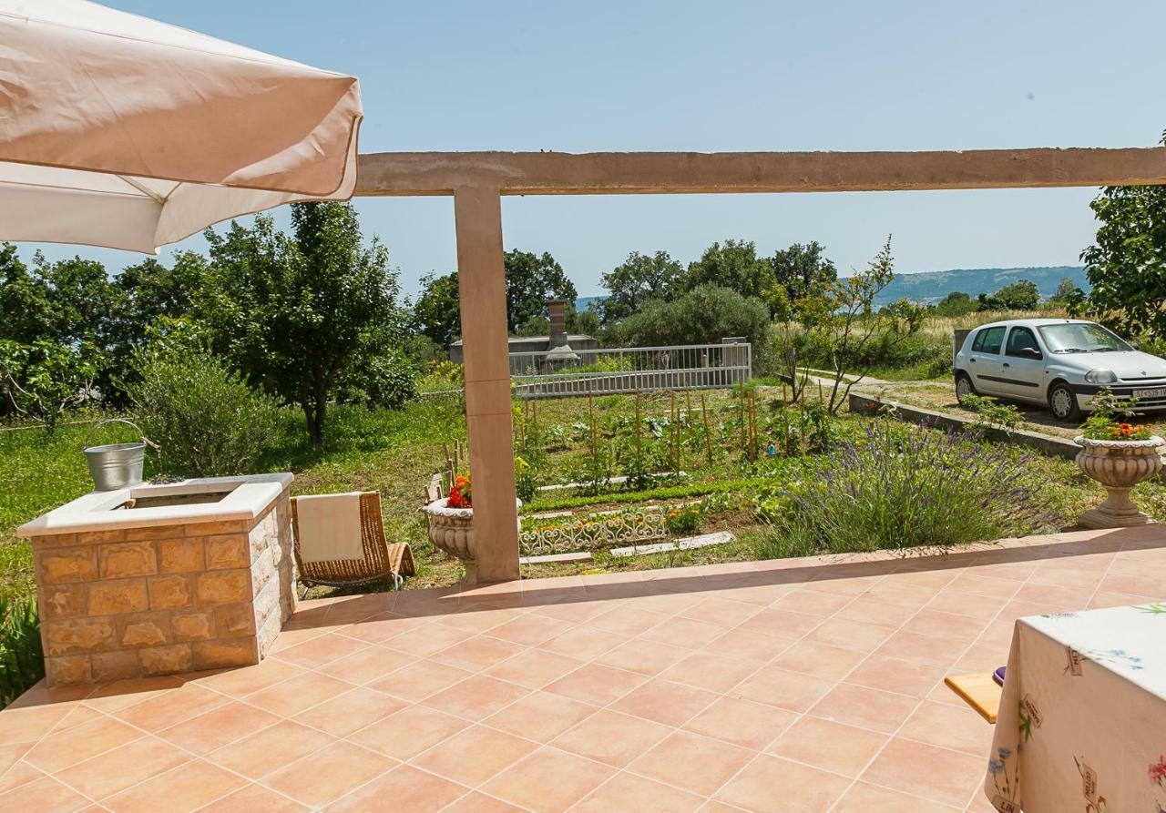Castello Flower Apartment Kaštela Extérieur photo